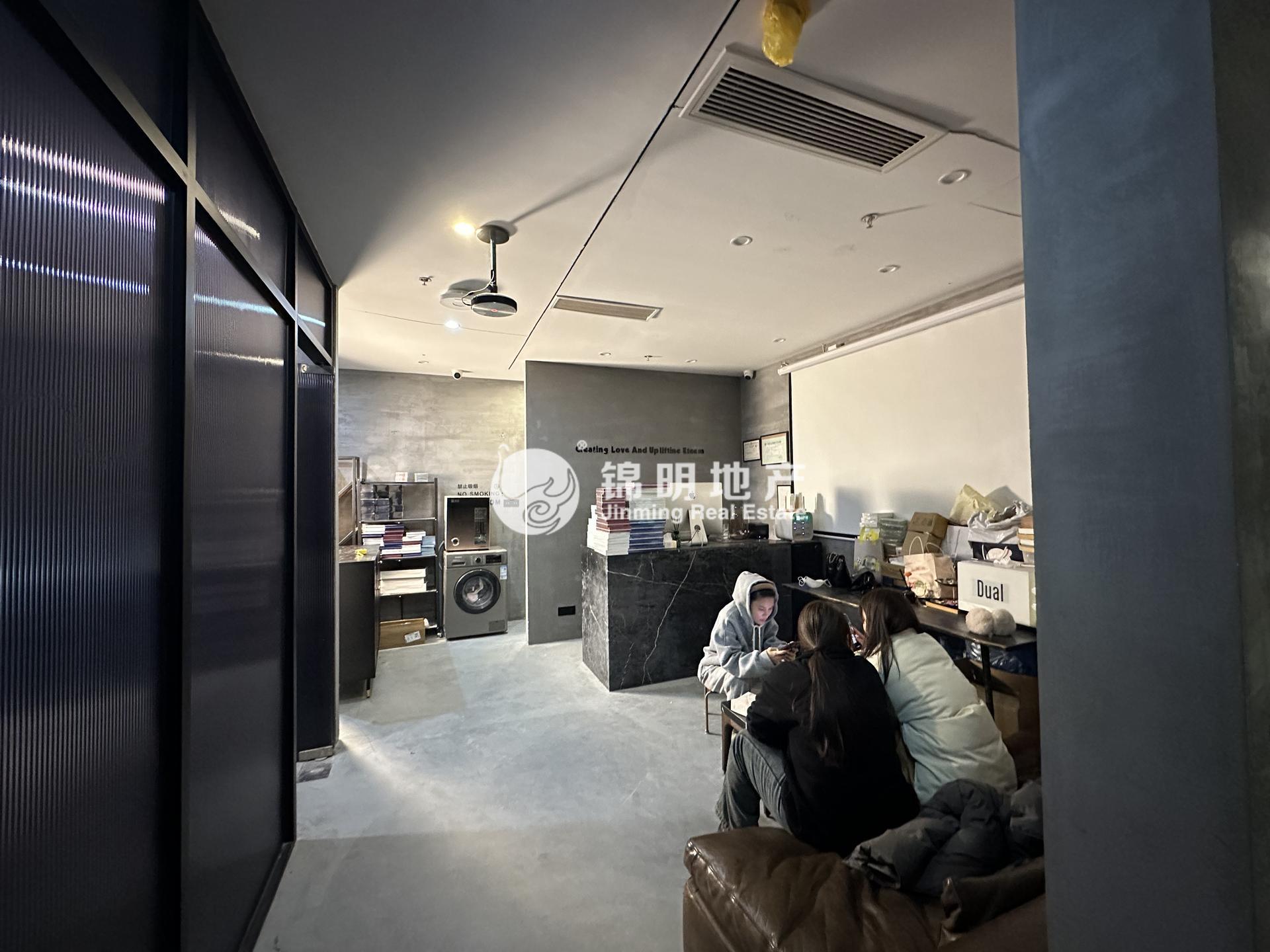 长寿路财富时代大厦112平米写字楼出租